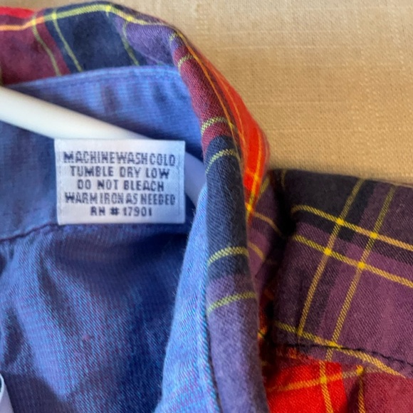 Cinch Red and Blue Casual Button Down Shirt - Picture 6 of 6